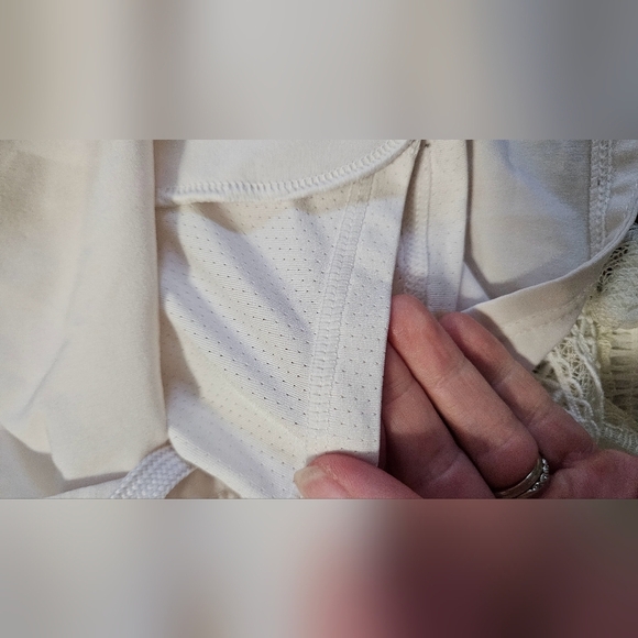 ABERCROMBIE YPB motionTEK High Rise Lined Workout Short.White. Size XS - Picture 7 of 13